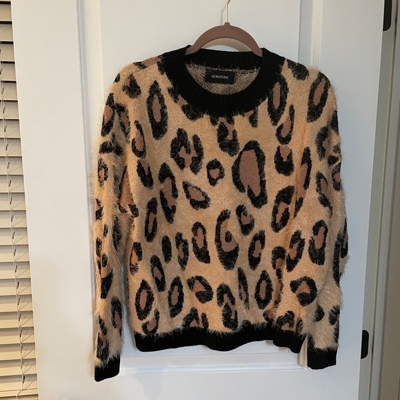 Leopard sweater - size M - Picture 1 of 3